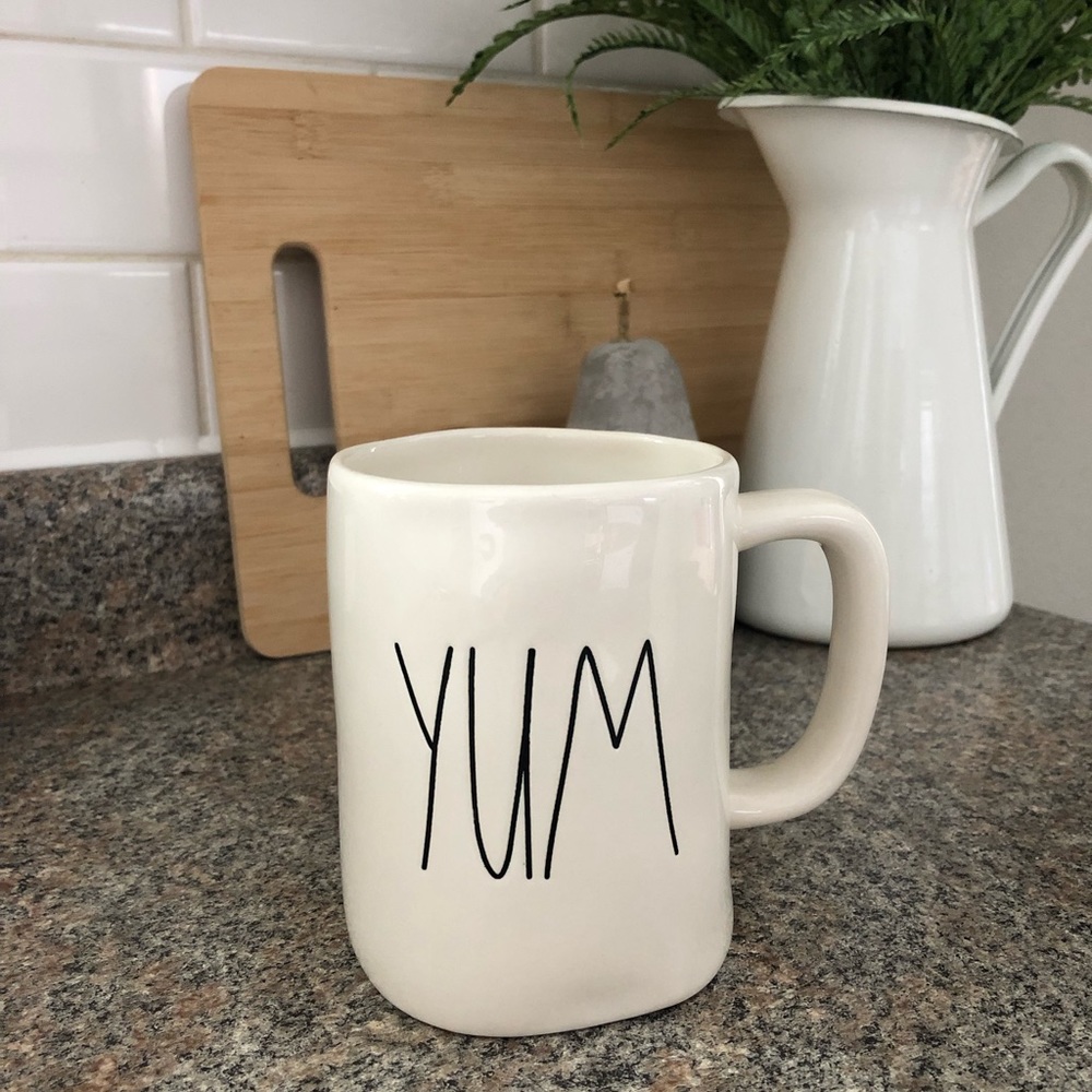 Rae Dunn Yum mug
